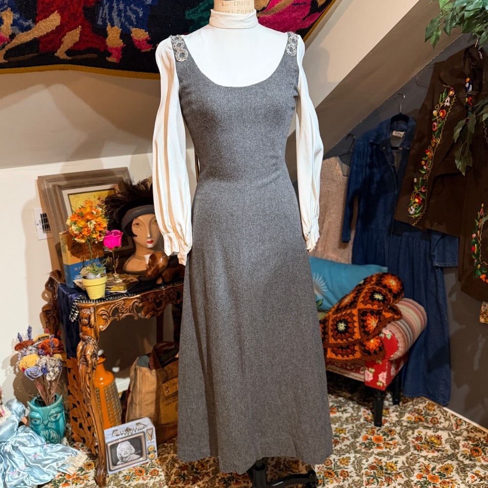 Vintage‎ late 1960s Gray Wool Pinafore Dress rhinestone / beaded shoulders - XS